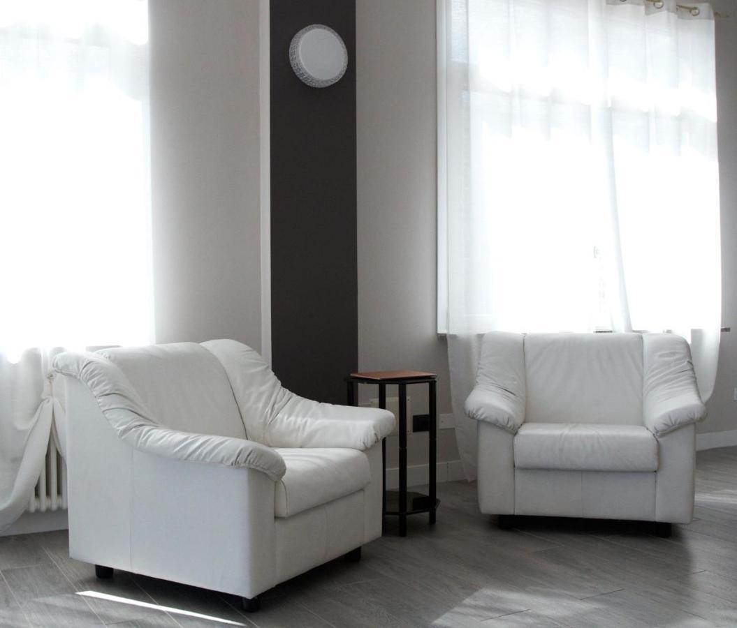 7 Lakes Aparthotel Burolo Екстер'єр фото