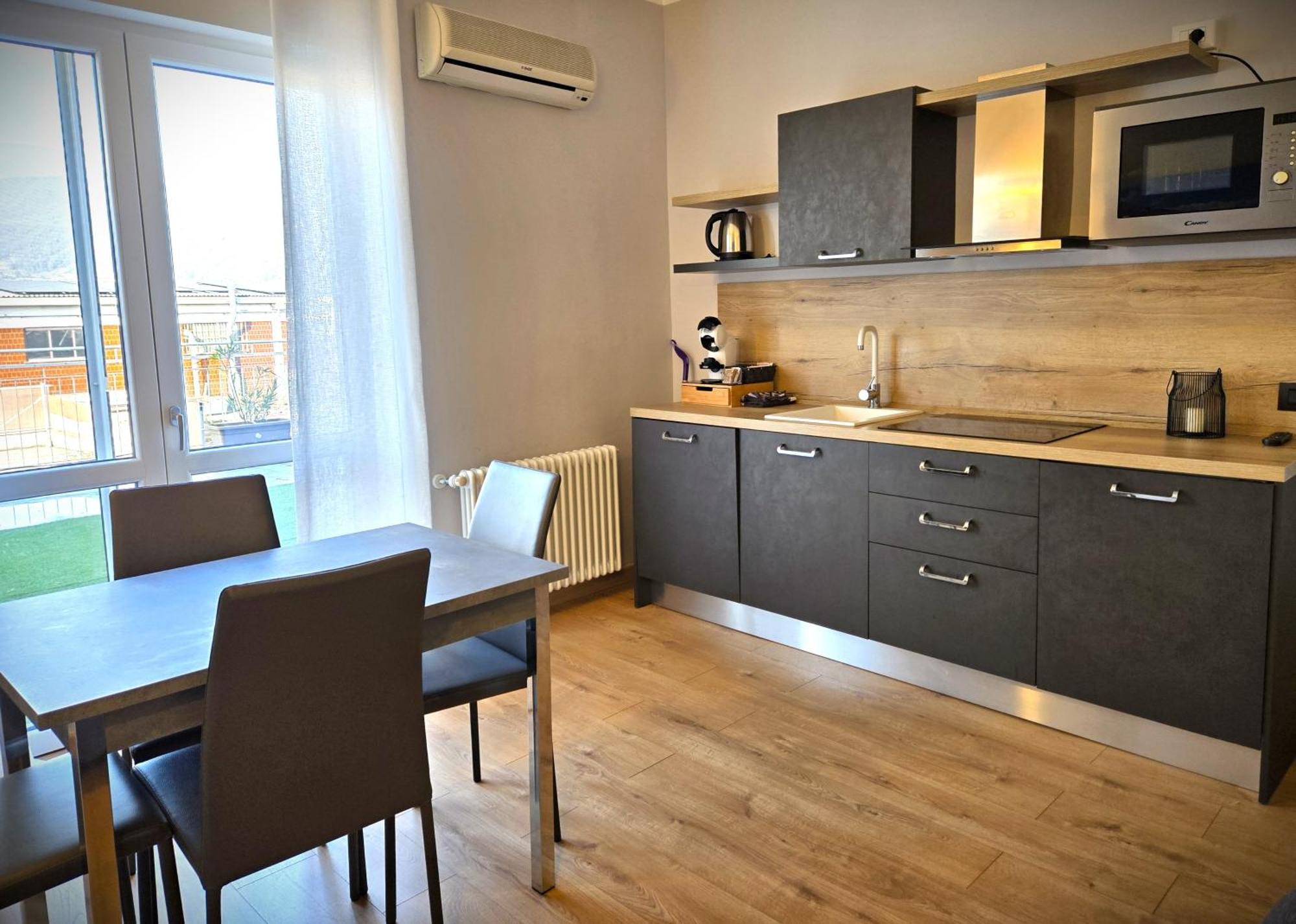 7 Lakes Aparthotel Burolo Екстер'єр фото