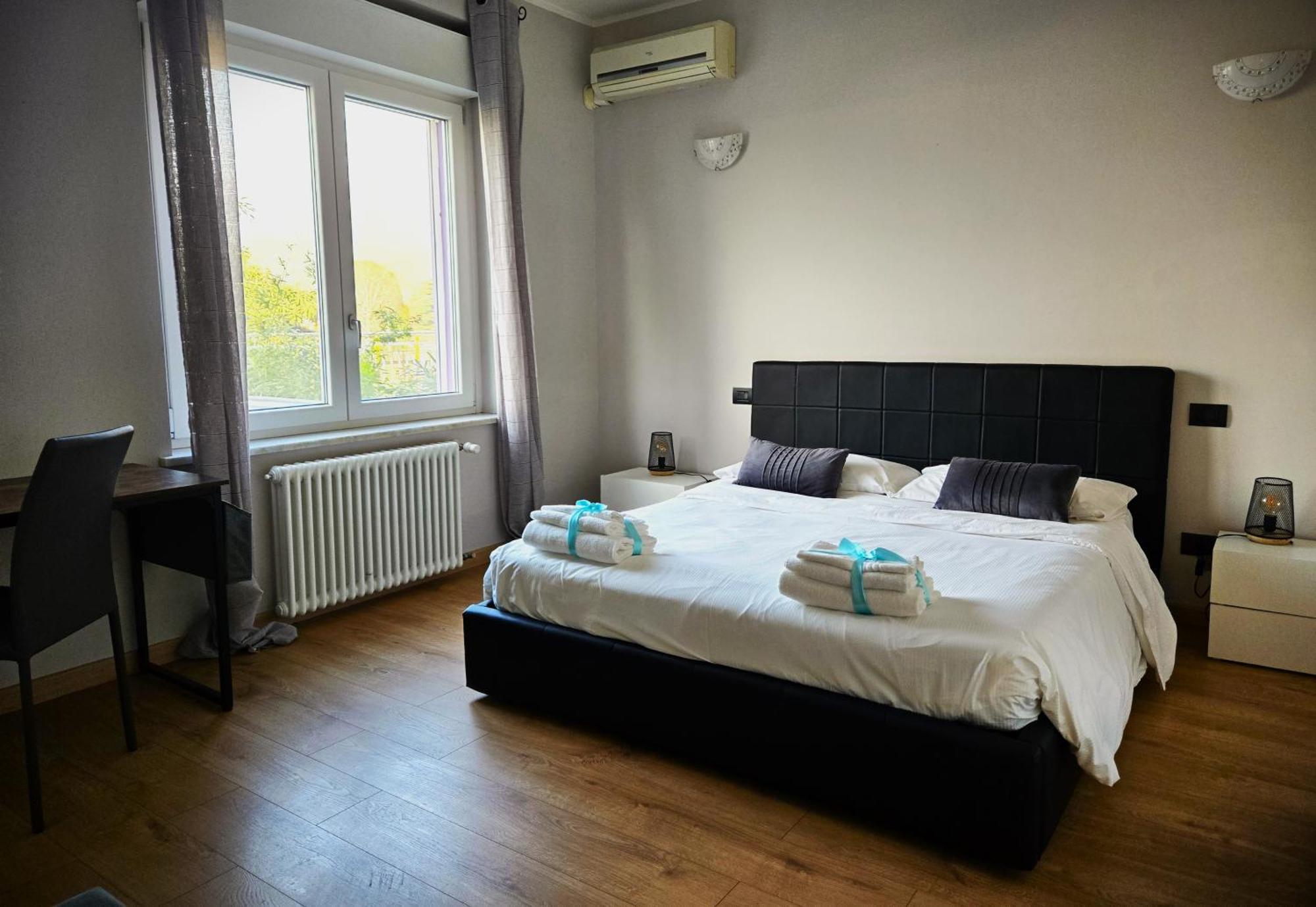 7 Lakes Aparthotel Burolo Екстер'єр фото