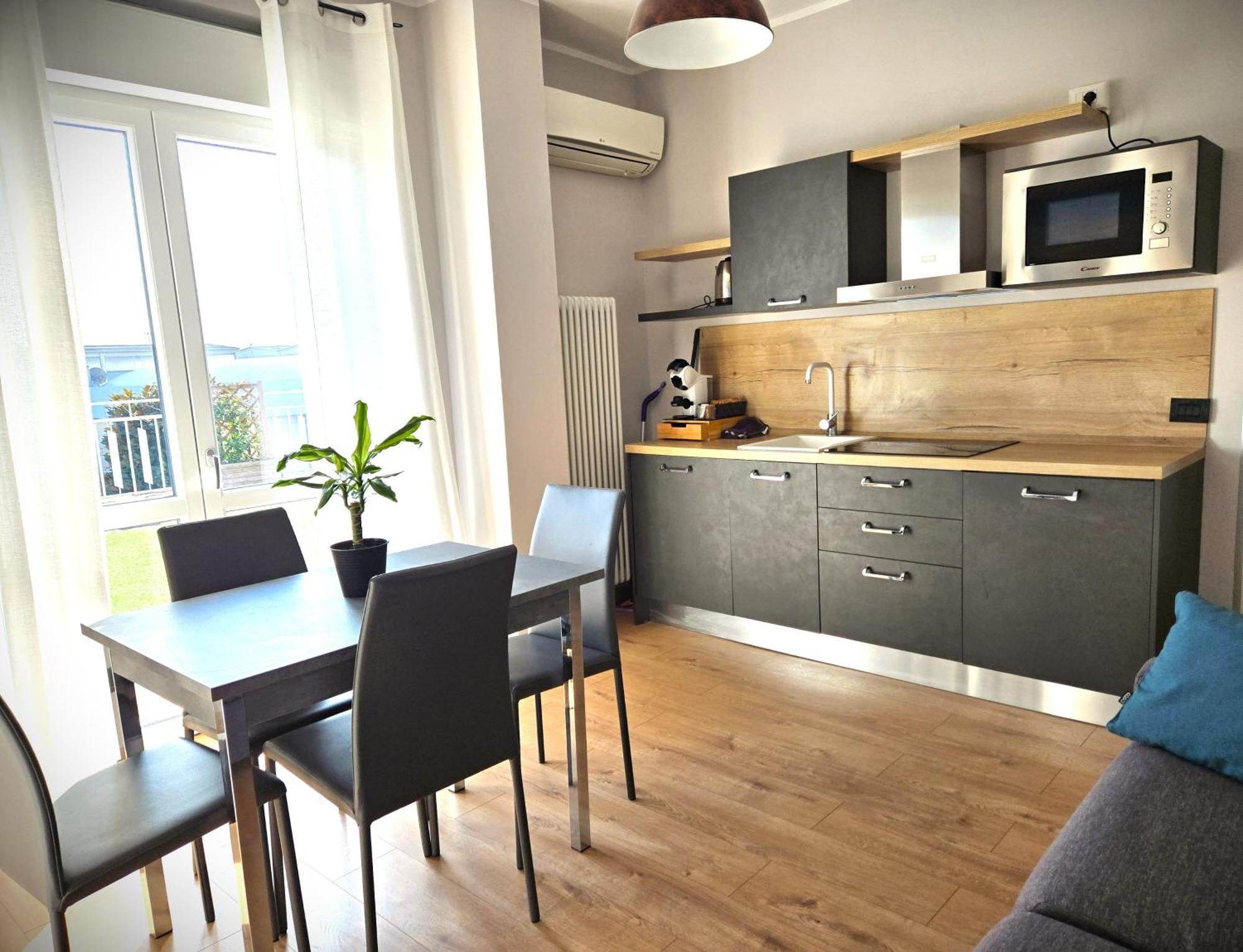 7 Lakes Aparthotel Burolo Екстер'єр фото