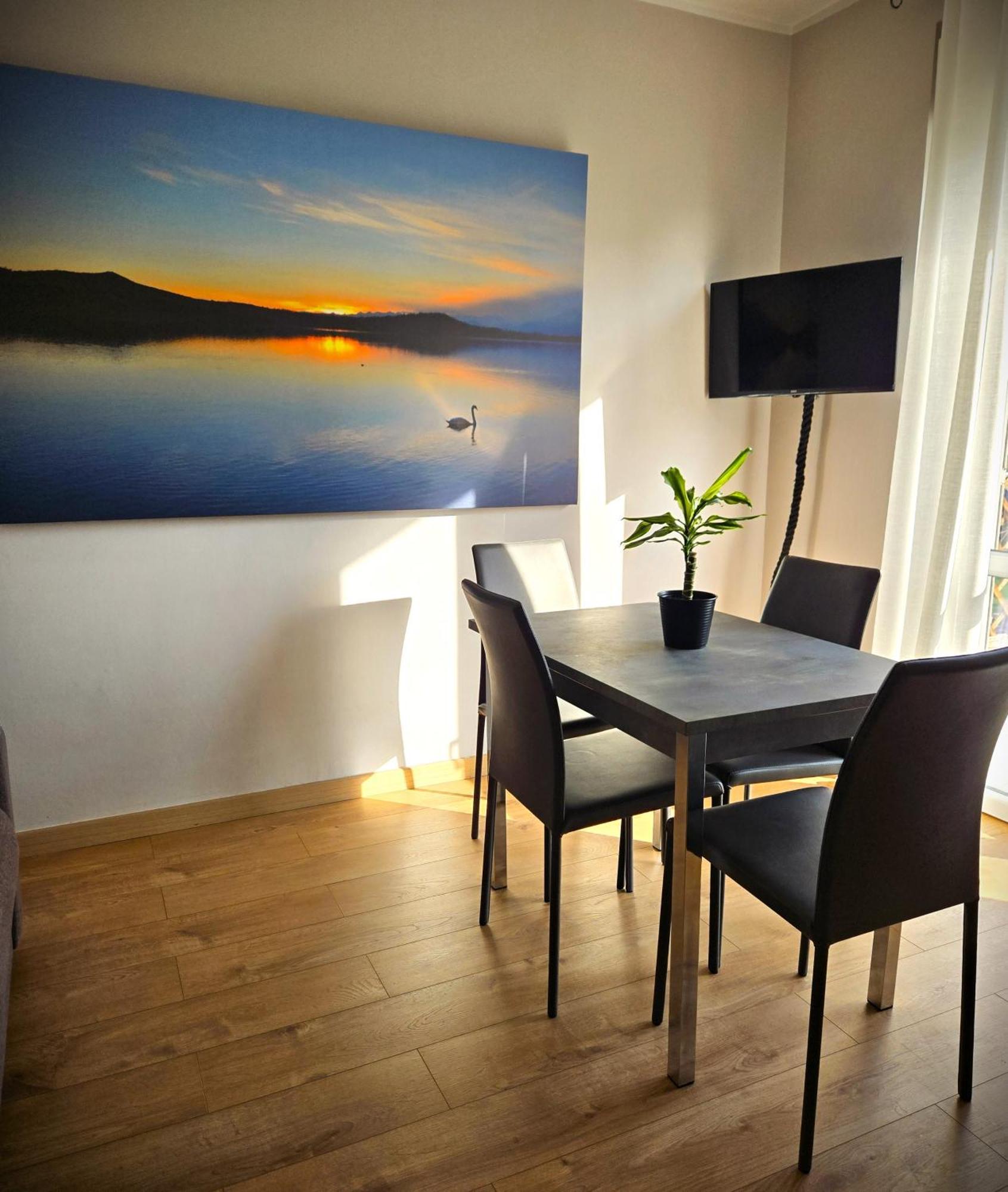 7 Lakes Aparthotel Burolo Екстер'єр фото