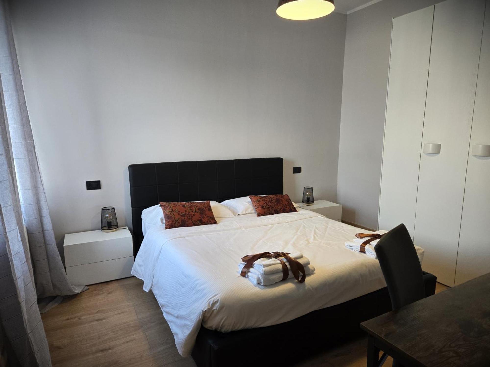 7 Lakes Aparthotel Burolo Екстер'єр фото