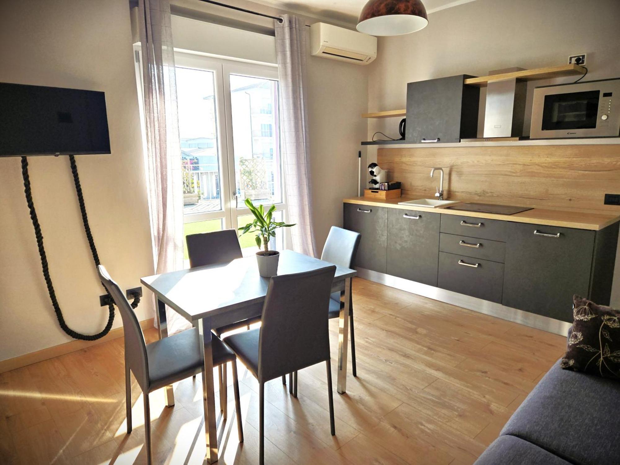7 Lakes Aparthotel Burolo Екстер'єр фото